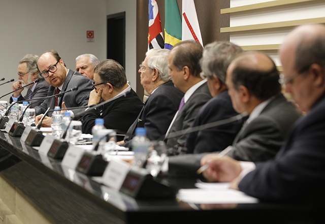 Reunião do Cosec da Fiesp reuniu o cientista político, Fernando Abrucio, e o deputado Ricardo Barros. Foto: Helcio Nagamine/Fiesp